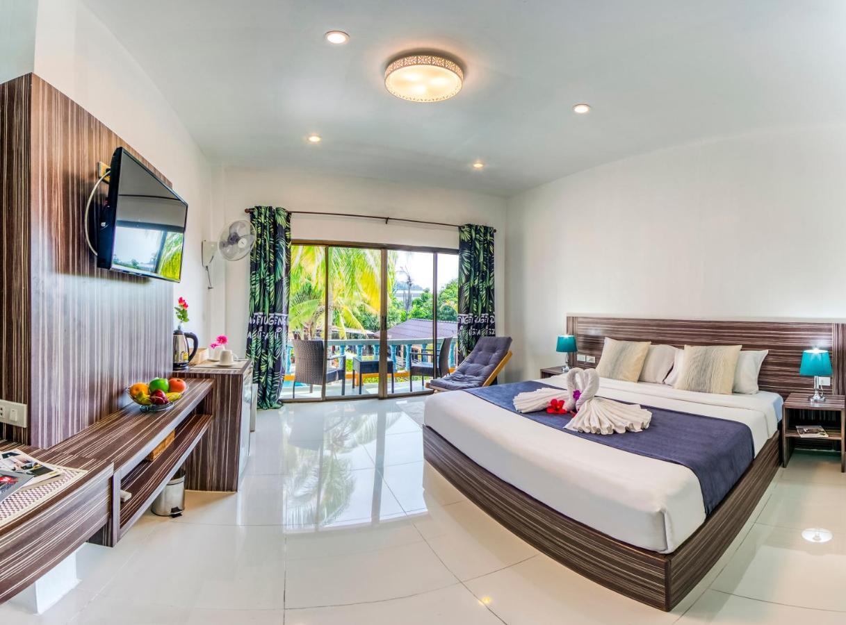 Coconut Resort Hotel Patong Exteriör bild
